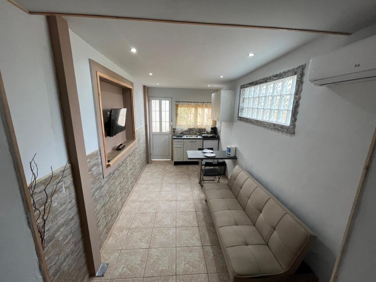 Spáta Luxury House 15 Minutes From Athヴィラ エクステリア 写真