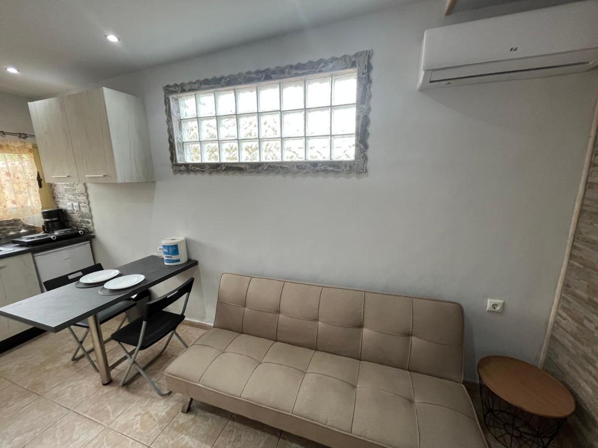 Spáta Luxury House 15 Minutes From Athヴィラ エクステリア 写真
